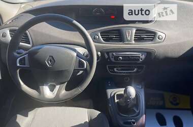 Мінівен Renault Scenic 2012 в Мукачевому