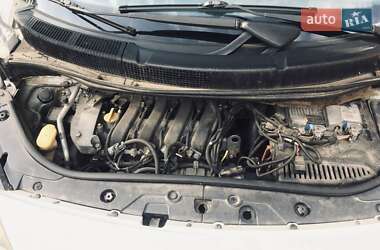 Мінівен Renault Scenic 2004 в 
