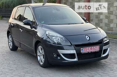 Минивэн Renault Scenic 2009 в Луцке