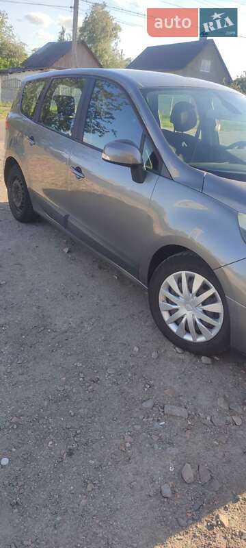 Минивэн Renault Scenic 2009 в Белой Церкви