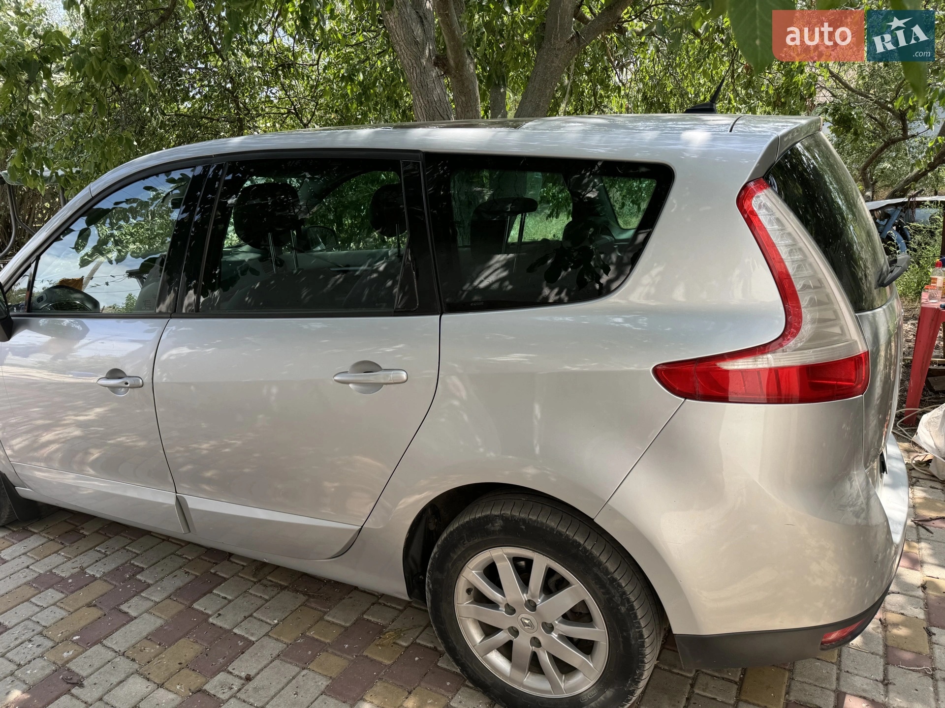 2011 Renault Scenic - мініатюра 9