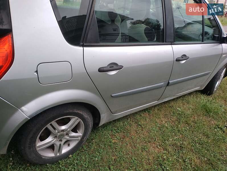 Мінівен Renault Scenic 2007 в Калуші фото 17 Мінівен Renault Scenic 2007 в Калуші