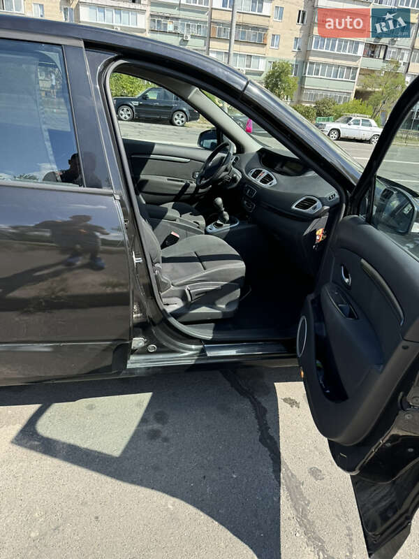 Мінівен Renault Scenic 2009 в Києві