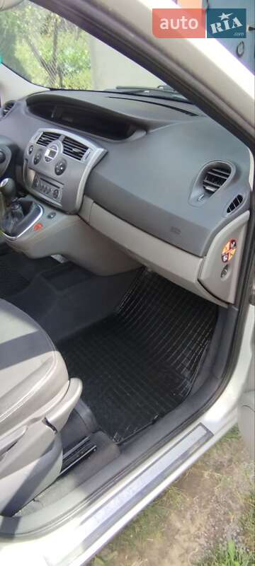 Минивэн Renault Scenic 2008 в Львове