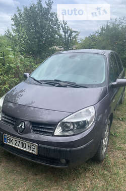 Мінівен Renault Scenic 2005 в Печенігах