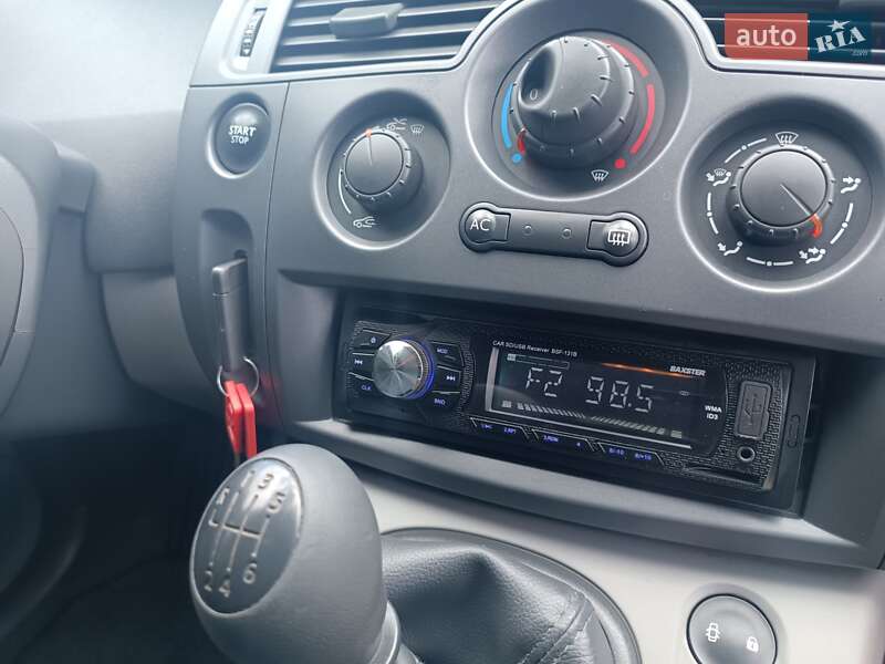 Минивэн Renault Scenic 2007 в Киеве