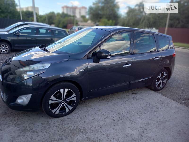 Мінівен Renault Scenic 2011 в Борисполі