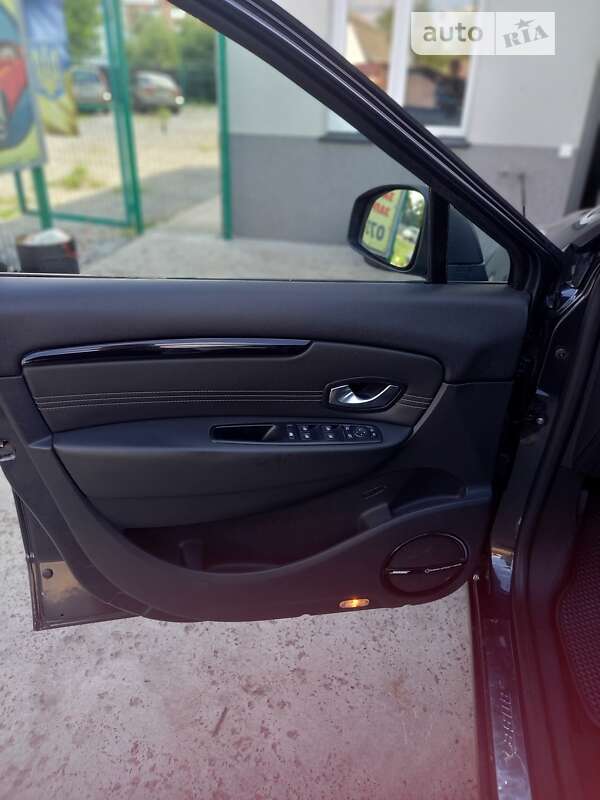 Мінівен Renault Scenic 2011 в Борисполі