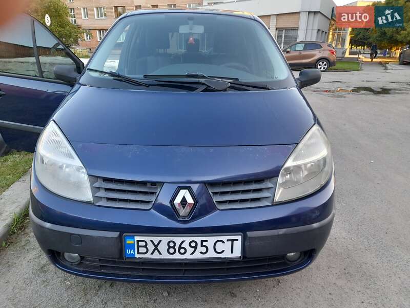 Минивэн Renault Scenic 2005 в Волочиске