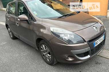 Минивэн Renault Scenic 2011 в Ивано-Франковске