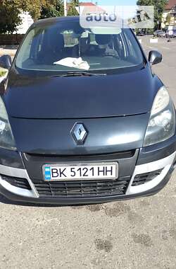 Минивэн Renault Scenic 2010 в Владимирце