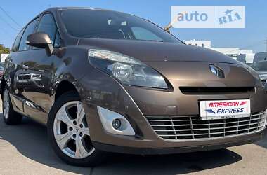 Минивэн Renault Scenic 2010 в Киеве