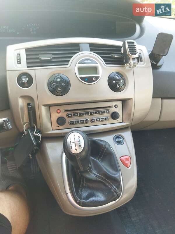 Минивэн Renault Scenic 2006 в Локачах фото 3 Минивэн Renault Scenic 2006 в Локачах