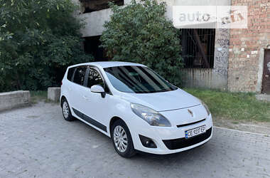 Мінівен Renault Scenic 2010 в Чернівцях