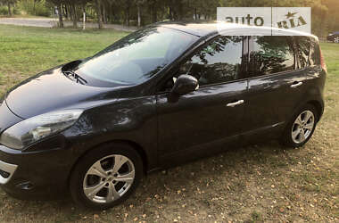 Мінівен Renault Scenic 2011 в Красилові