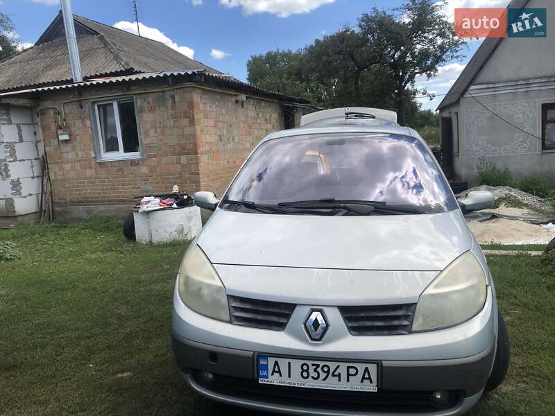 Минивэн Renault Scenic 2004 в Борисполе