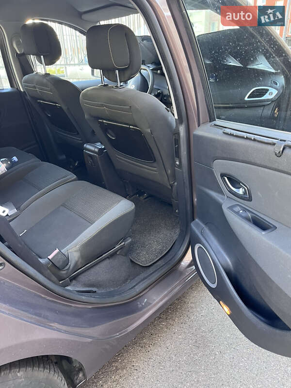 Минивэн Renault Scenic 2010 в Виннице