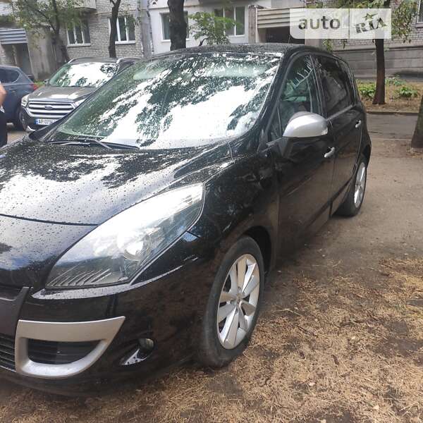 Минивэн Renault Scenic 2010 в Запорожье