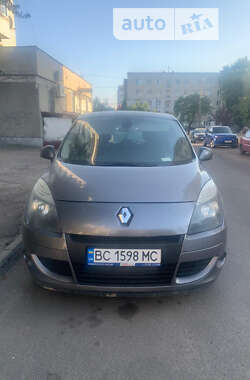 Мінівен Renault Scenic 2009 в Львові