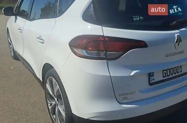 Минивэн Renault Scenic 2017 в 