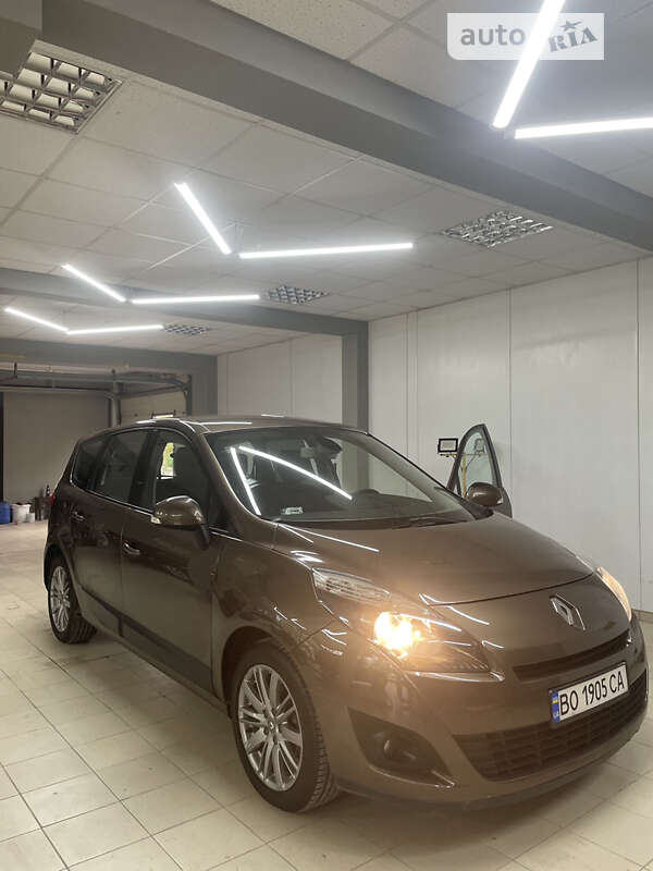 Минивэн Renault Scenic 2010 в Чорткове