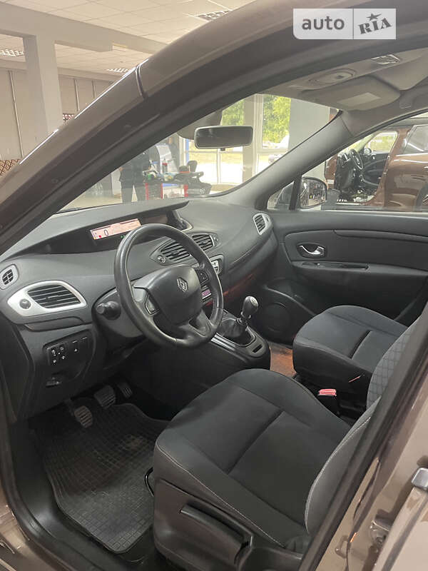 Минивэн Renault Scenic 2010 в Чорткове
