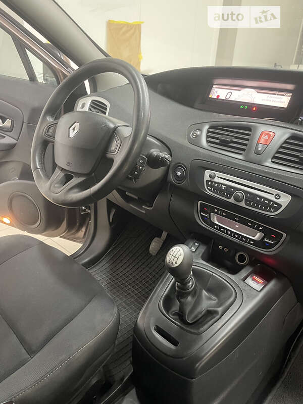 Минивэн Renault Scenic 2010 в Чорткове