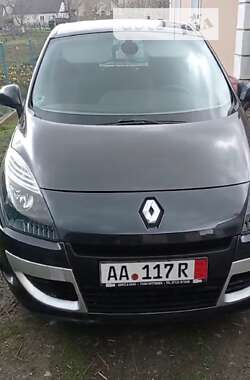 Мінівен Renault Scenic 2009 в Одесі