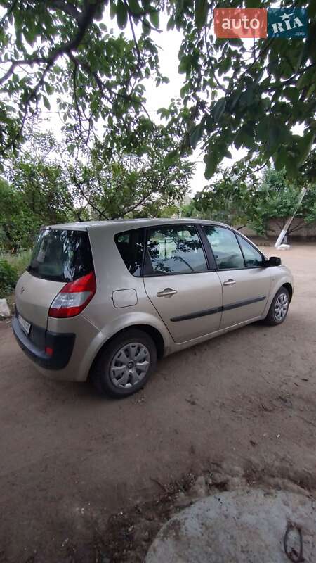 Минивэн Renault Scenic 2006 в Вознесенске
