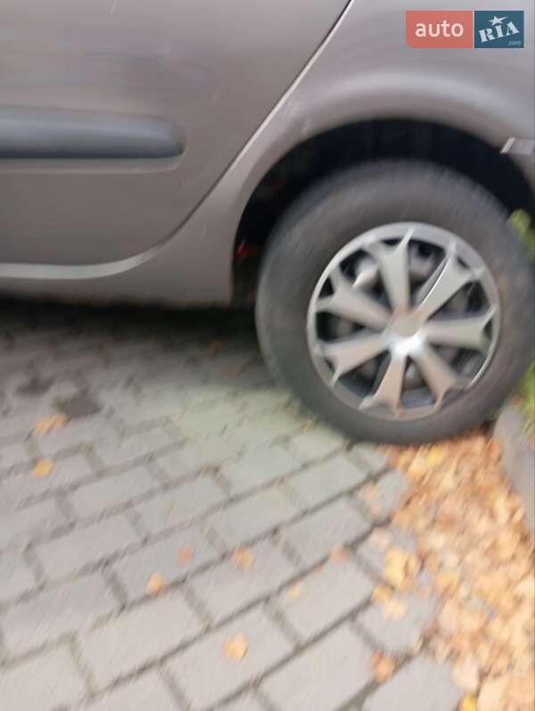 Минивэн Renault Scenic 2001 в Дрогобыче фото 5 Минивэн Renault Scenic 2001 в Дрогобыче