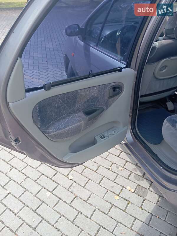 Минивэн Renault Scenic 2001 в Дрогобыче фото 16 Минивэн Renault Scenic 2001 в Дрогобыче