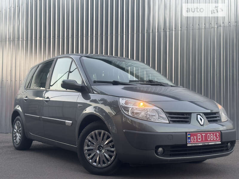 Минивэн Renault Scenic 2006 в Березане