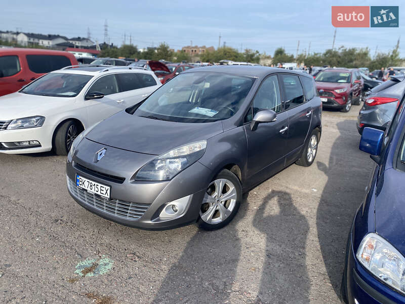 Минивэн Renault Scenic 2010 в Костополе