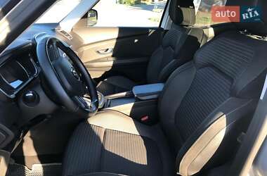 Минивэн Renault Scenic 2017 в 