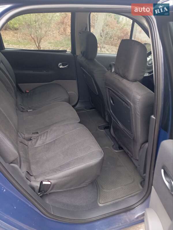 Мінівен Renault Scenic 2007 в Устинівці