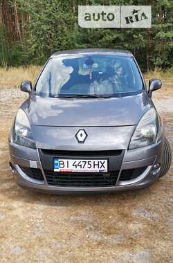 Минивэн Renault Scenic 2009 в Полтаве