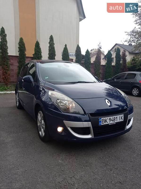 Мінівен Renault Scenic 2010 в 