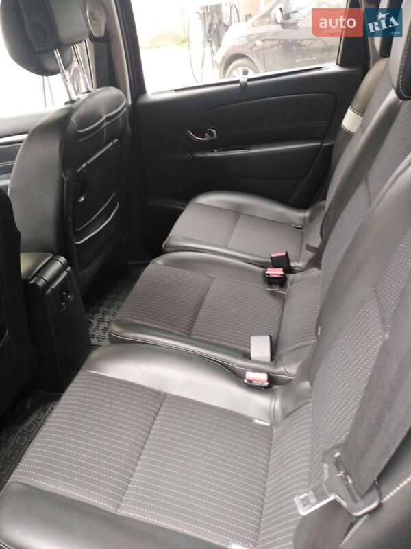 Мінівен Renault Scenic 2013 в Дніпрі