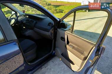 Минивэн Renault Scenic 2003 в 