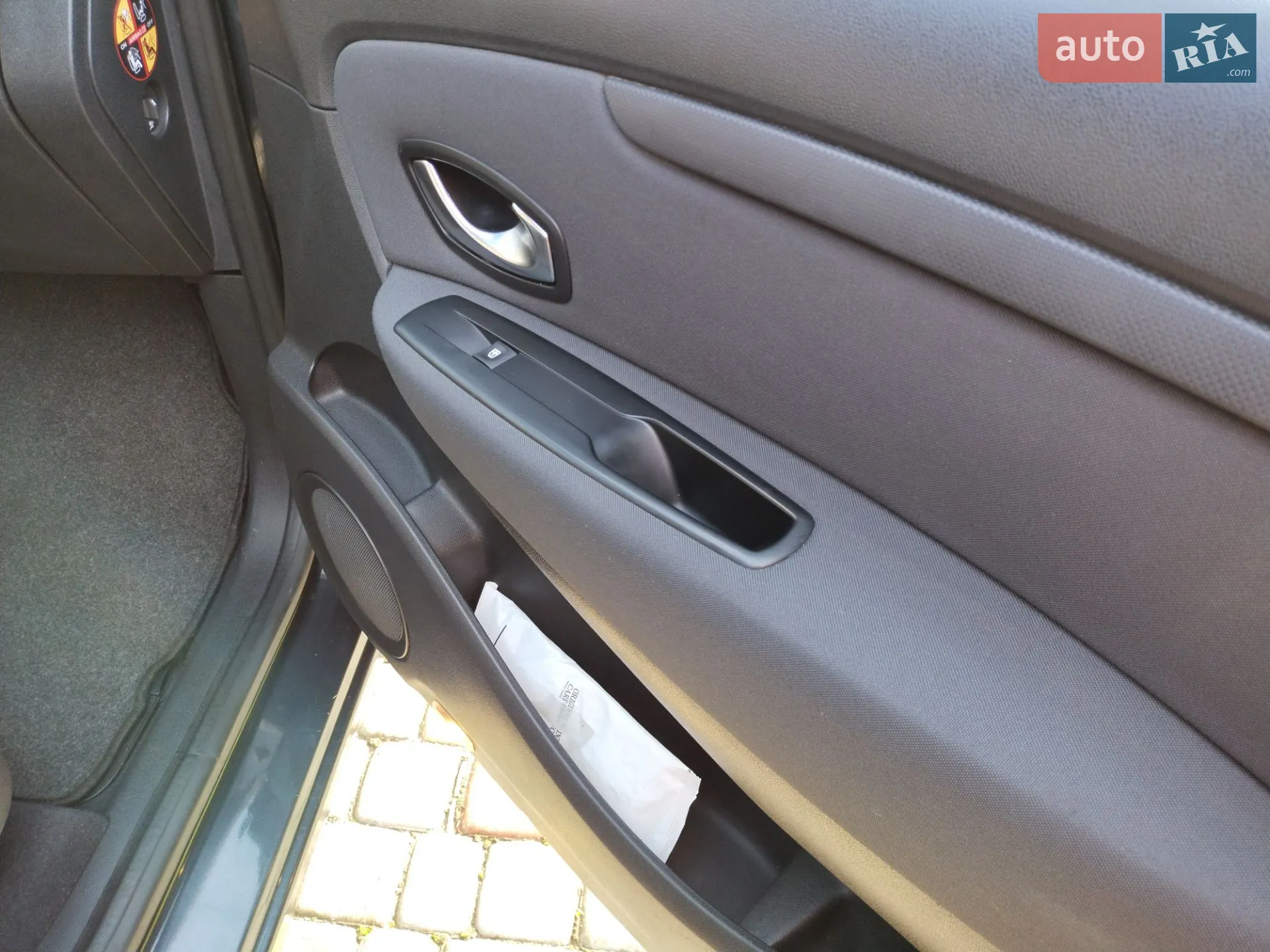 2010 Renault Scenic - мініатюра 13
