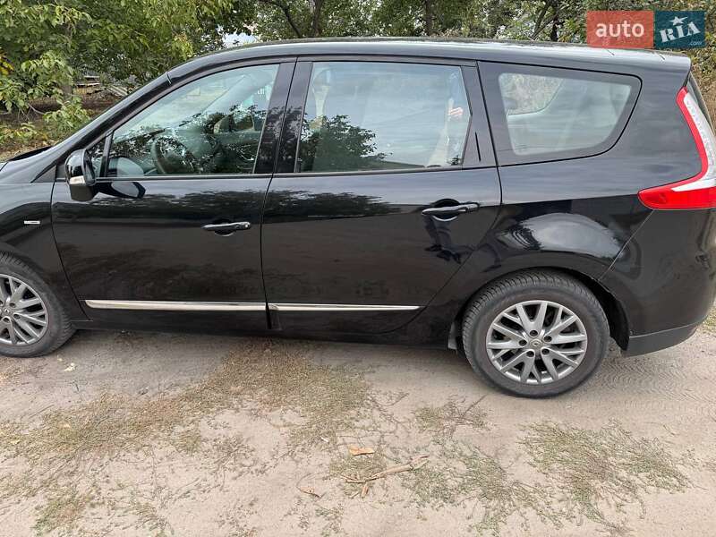 Минивэн Renault Scenic 2012 в Днепре