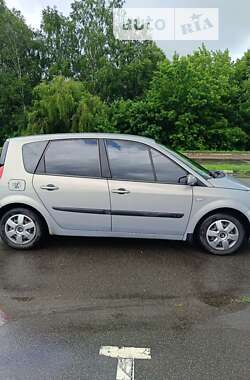 Минивэн Renault Scenic 2003 в Конотопе