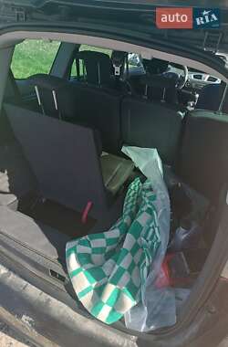 Минивэн Renault Scenic 2009 в 