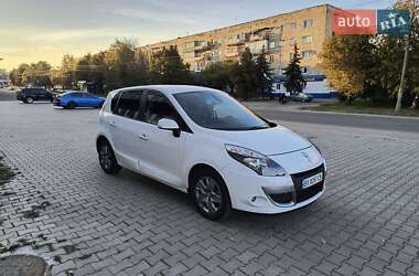 Минивэн Renault Scenic 2012 в Дубно