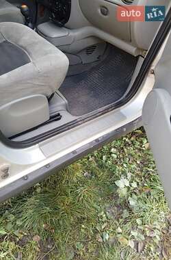 Минивэн Renault Scenic 2001 в 