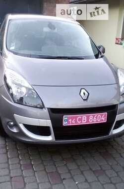 Минивэн Renault Scenic 2010 в Львове