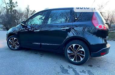 Мінівен Renault Scenic 2010 в Рівному