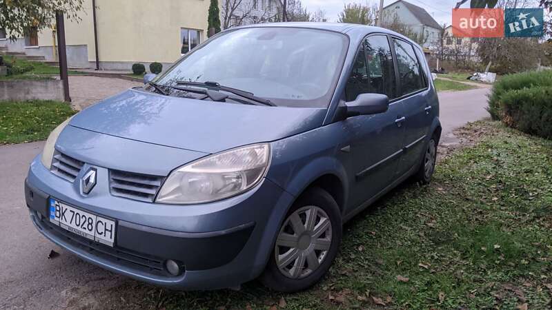 Минивэн Renault Scenic 2005 в Ровно