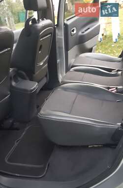 Мінівен Renault Scenic 2008 в Луцьку