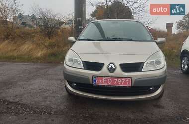 Минивэн Renault Scenic 2006 в Новых Санжарах